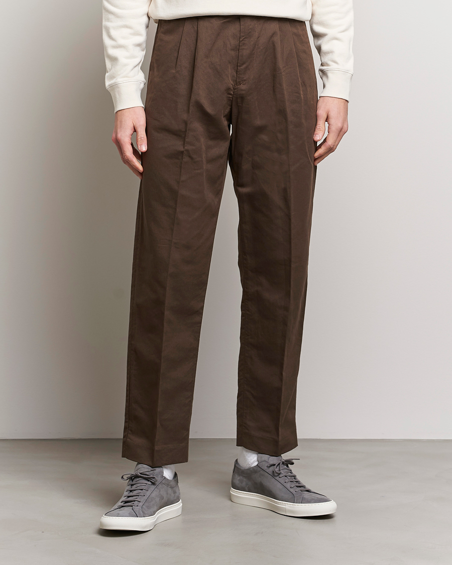 Homme | Pantalons | NN07 | Fritz Pleated Trousers Brown