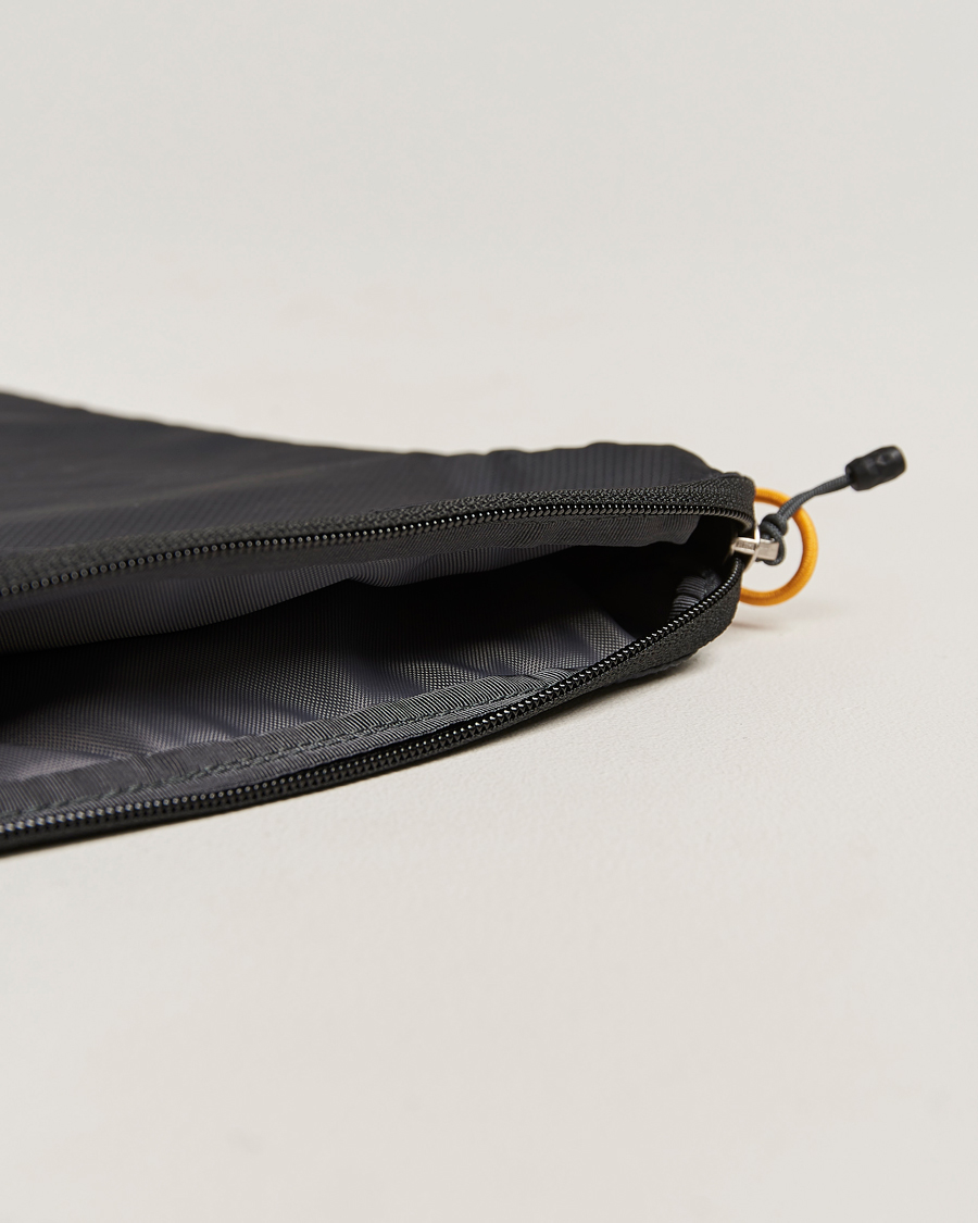 Homme | The North Face Flyweight Laptop Sleeve Black | The North Face | Flyweight Laptop Sleeve Black