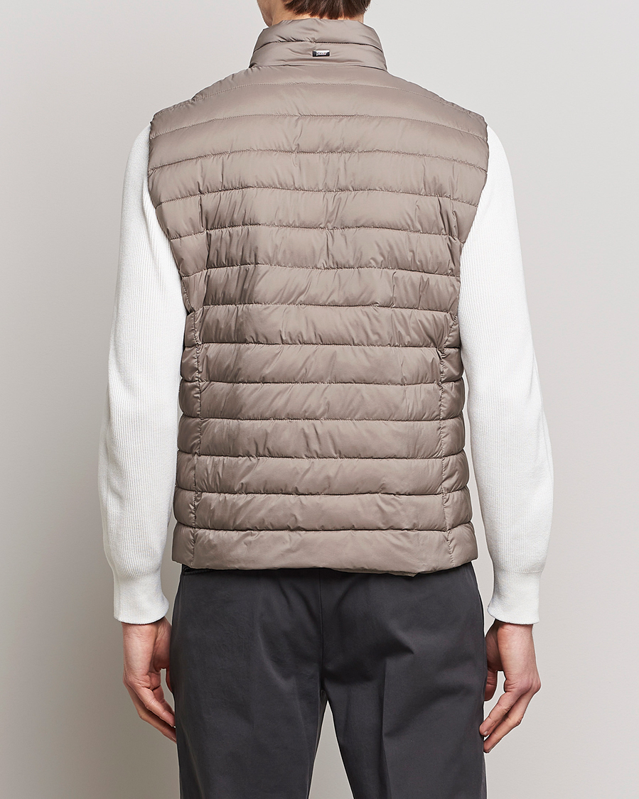 Homme | Gilets | Herno | Nuage Matt Nylon Vest Taupe