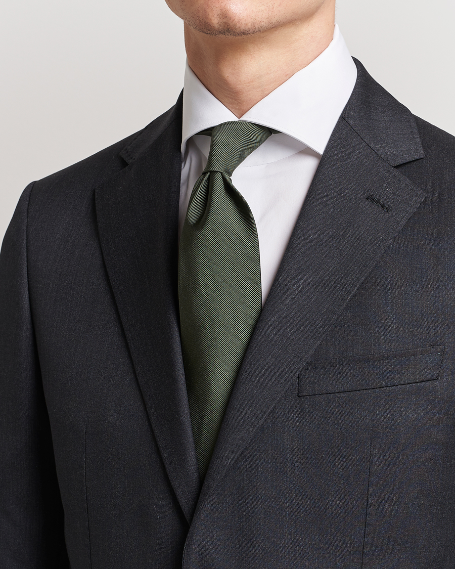 Homme | Amanda Christensen Plain Classic Tie 8 cm Olive | Amanda Christensen | Plain Classic Tie 8 cm Olive