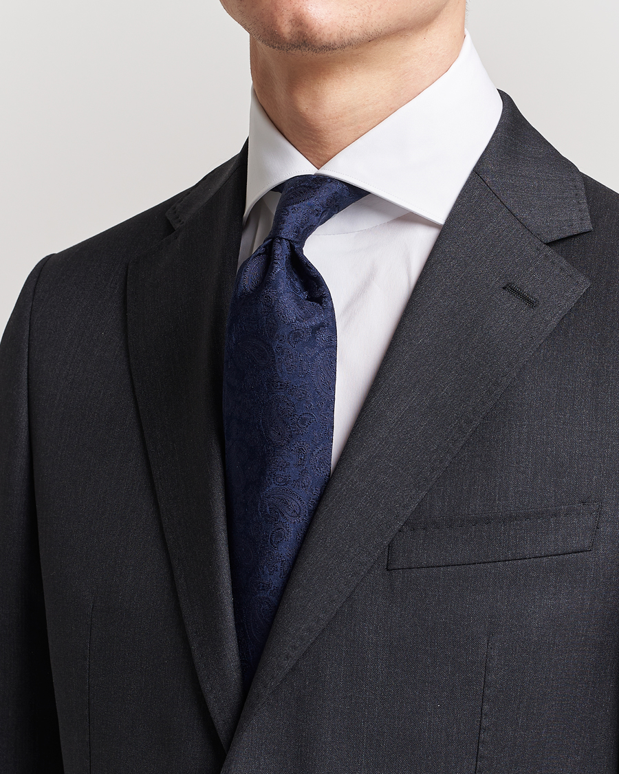Homme | Amanda Christensen Silk Tonal Paisley Tie 8 cm Navy | Amanda Christensen | Silk Tonal Paisley Tie 8 cm Navy