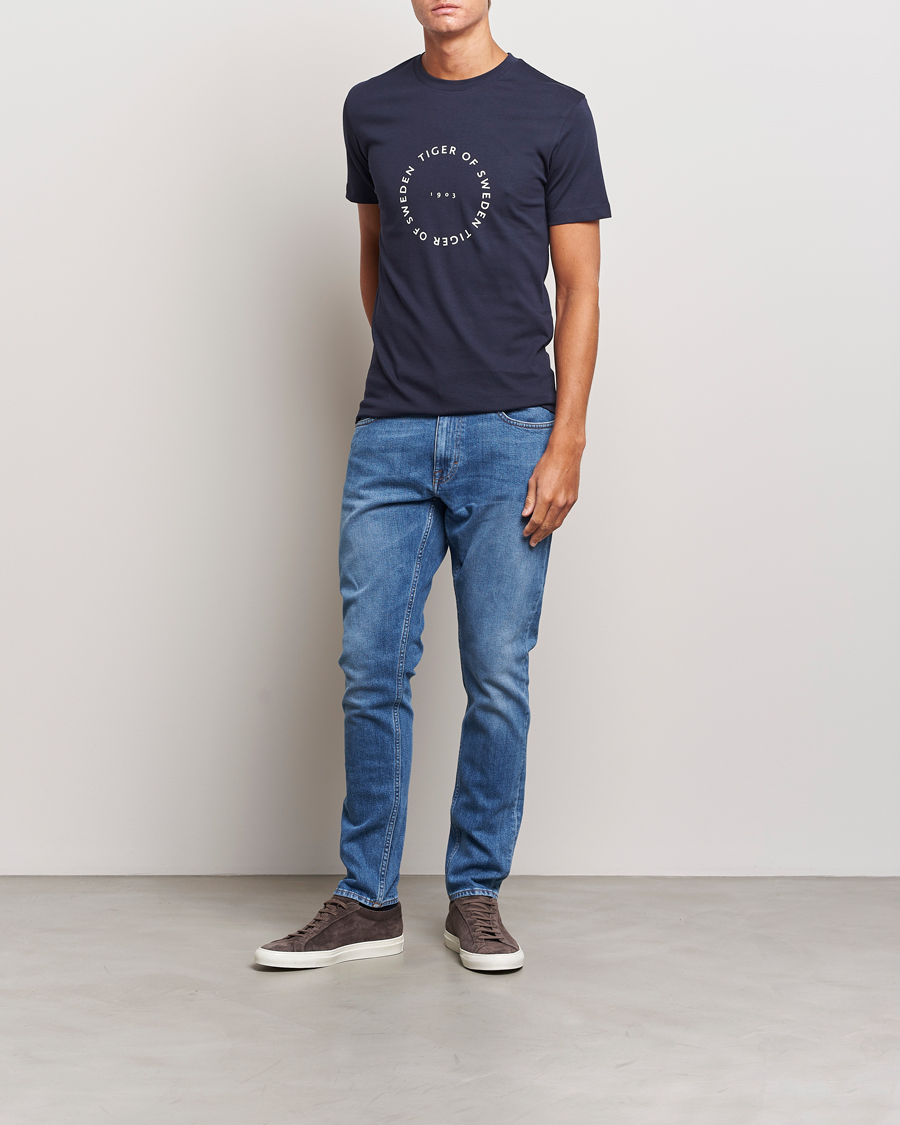 Homme | Jeans | Tiger of Sweden | Pistolero Stretch Cotton Jeans Light Blue
