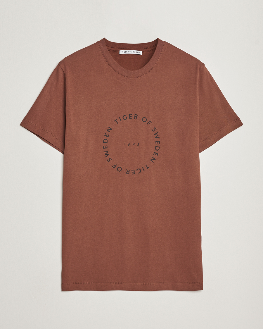 Homme | T-shirts | Tiger of Sweden | Dillan Crew Neck Logo T-Shirt Golden Copper