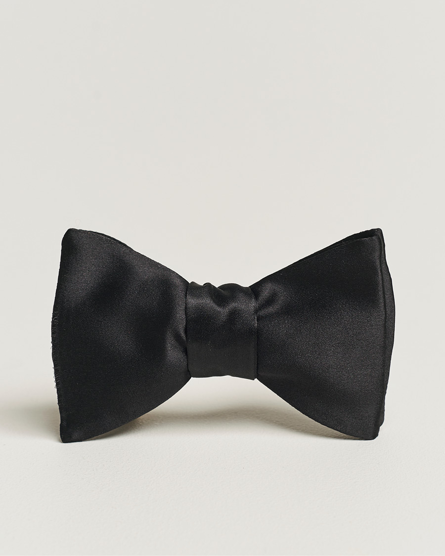Heren | Eton Pre-Tied Silk Bow Tie Black | Eton | Pre-Tied Silk Bow Tie Black
