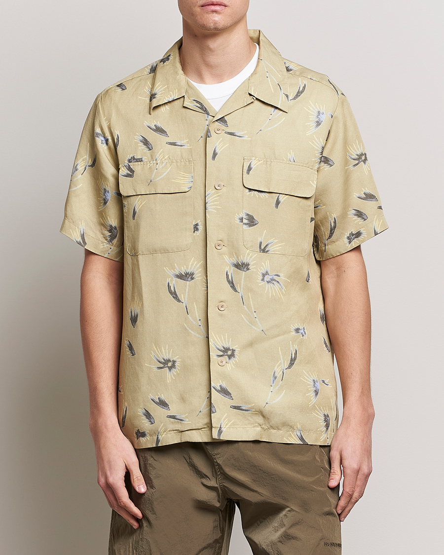 Homme | Chemises | NN07 | Daniel Short Sleeve Tencel/Linen Printed Shirt Pale Olive
