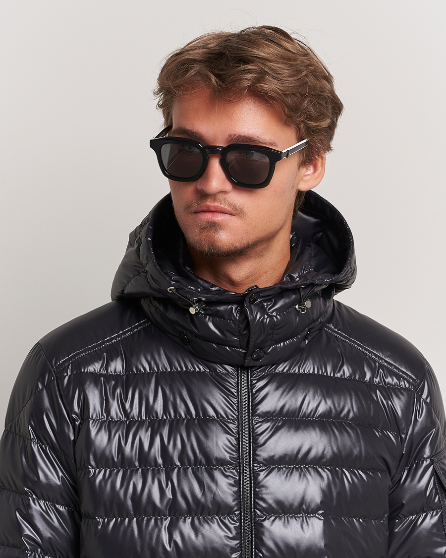 Heren | Moncler Lunettes Gradd Sunglasses Shiny Black/Smoke | Moncler Lunettes | Gradd Sunglasses Shiny Black/Smoke