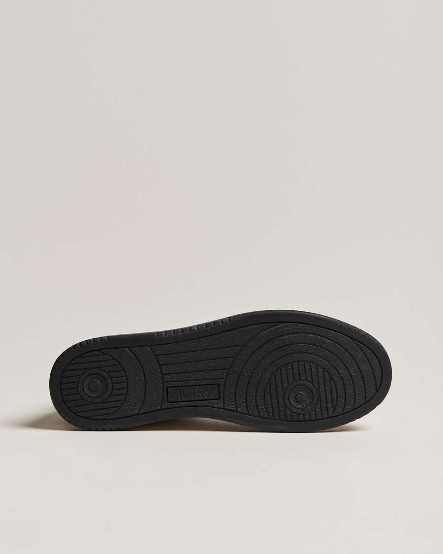 Homme | Autry Medalist Mid Bicolor Leather Sneaker Black | Autry | Medalist Mid Bicolor Leather Sneaker Black