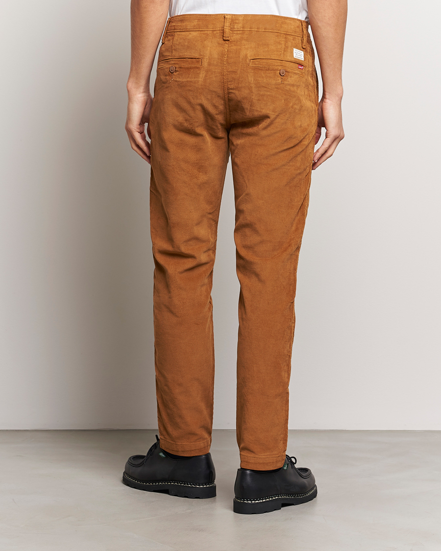 Heren | Broeken | Levi's | Garment Dyed Stretch Corduroy Chino Monks Robe