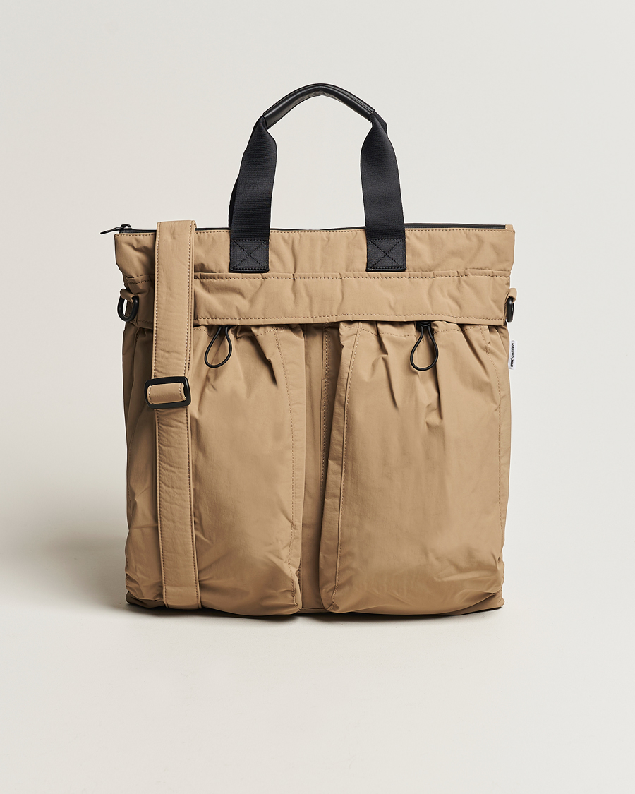 Homme | mazi untitled Helmet Bag 02 Nylon Tote Beige | mazi untitled | Helmet Bag 02 Nylon Tote Beige