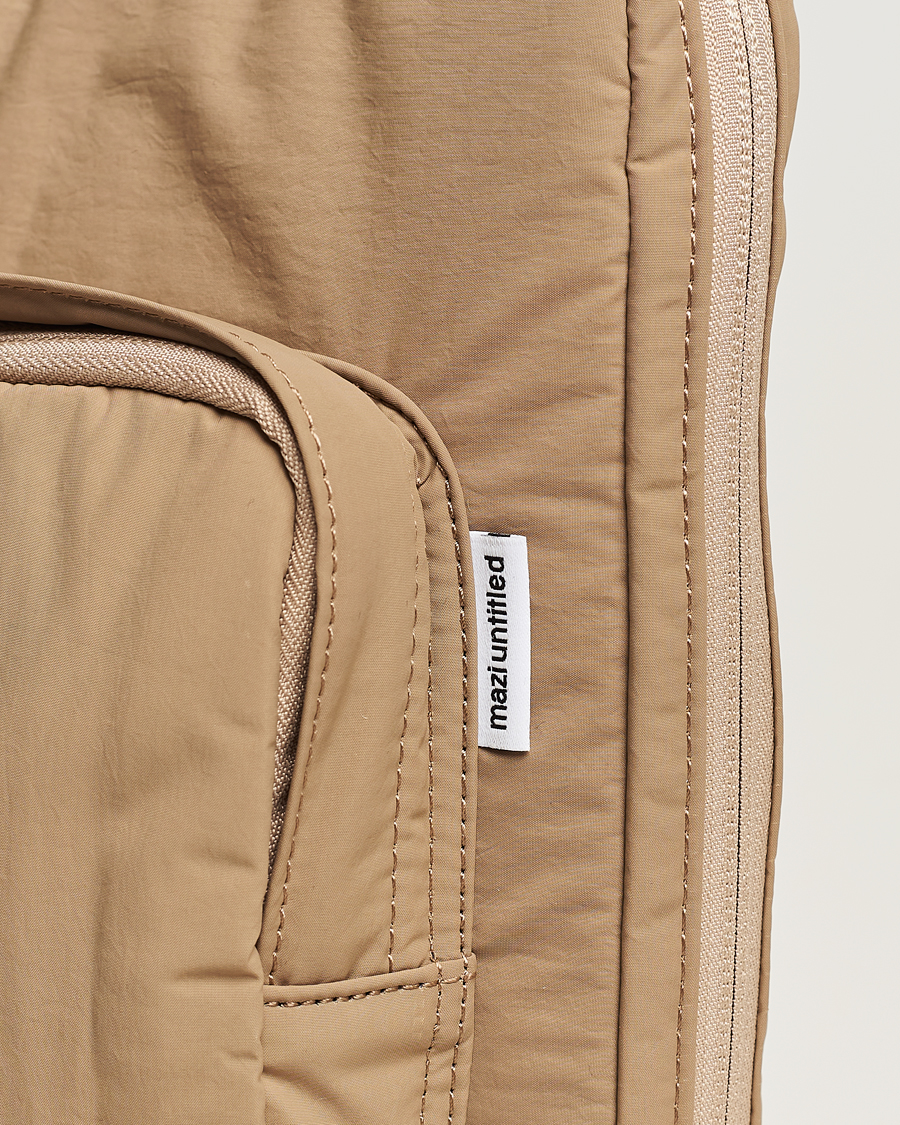 Heren | mazi untitled AM Case 02 Nylon Portfolio Beige | mazi untitled | AM Case 02 Nylon Portfolio Beige