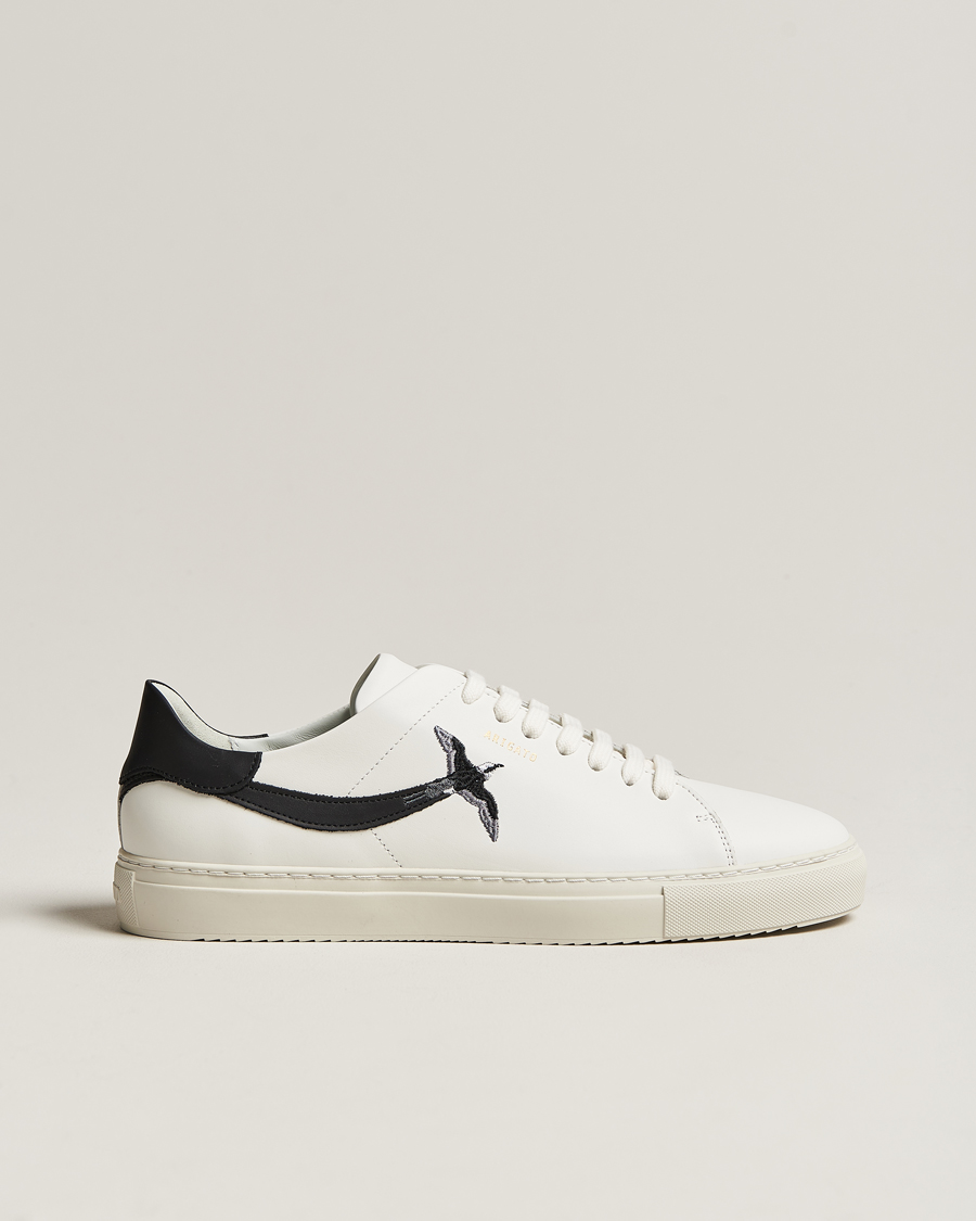 Homme | Axel Arigato Clean 90 Striped Bee Bird Sneaker White/Black | Axel Arigato | Clean 90 Striped Bee Bird Sneaker White/Black