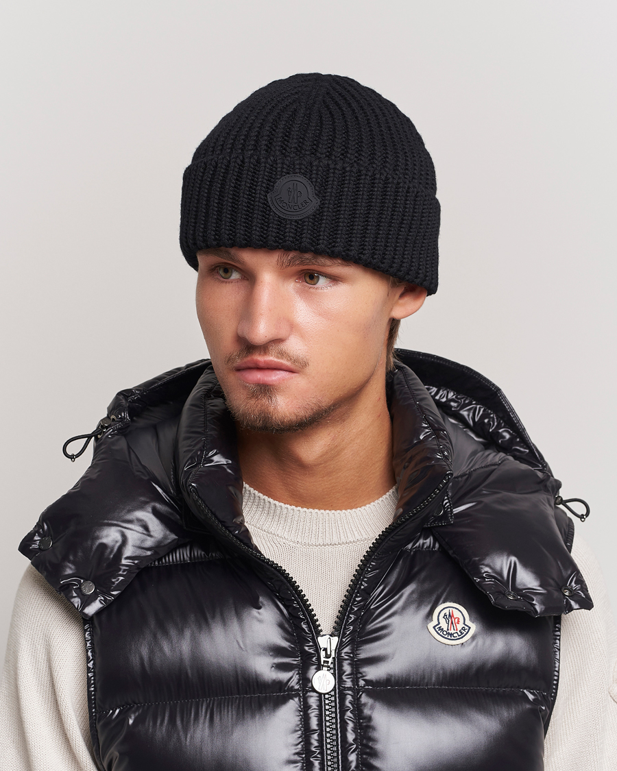 Homme | Moncler Tonal Logo Beanie Black | Moncler | Tonal Logo Beanie Black