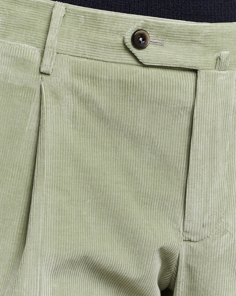 Homme | Pantalons | PT01 | Slim Fit Pleated Corduroy Trousers Mint