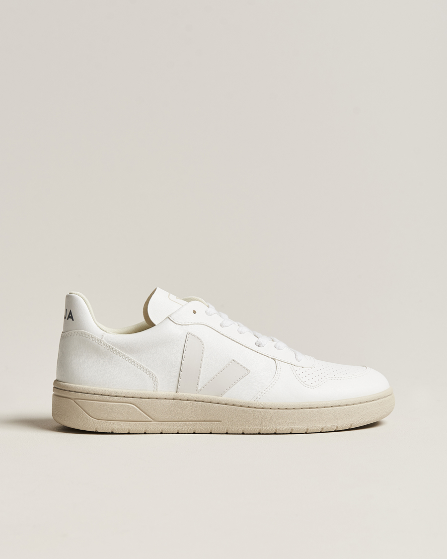 Homme | Veja V-10 Vegan Leather Sneaker Full White 40 | Veja | V-10 Vegan Leather Sneaker Full White 40