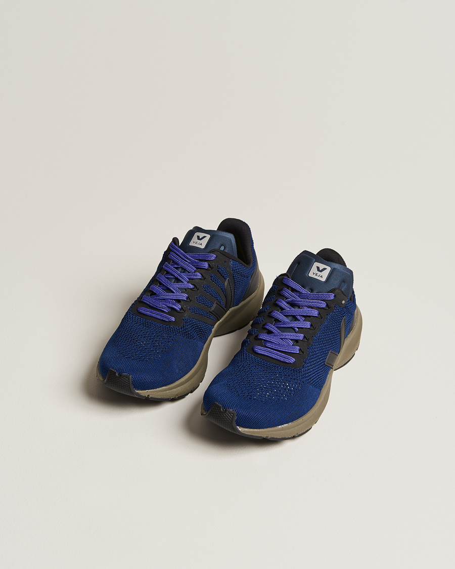Homme | Veja Running Marlin Vegan V-Knit Running Sneaker Nil Black | Veja Running | Marlin Vegan V-Knit Running Sneaker Nil Black