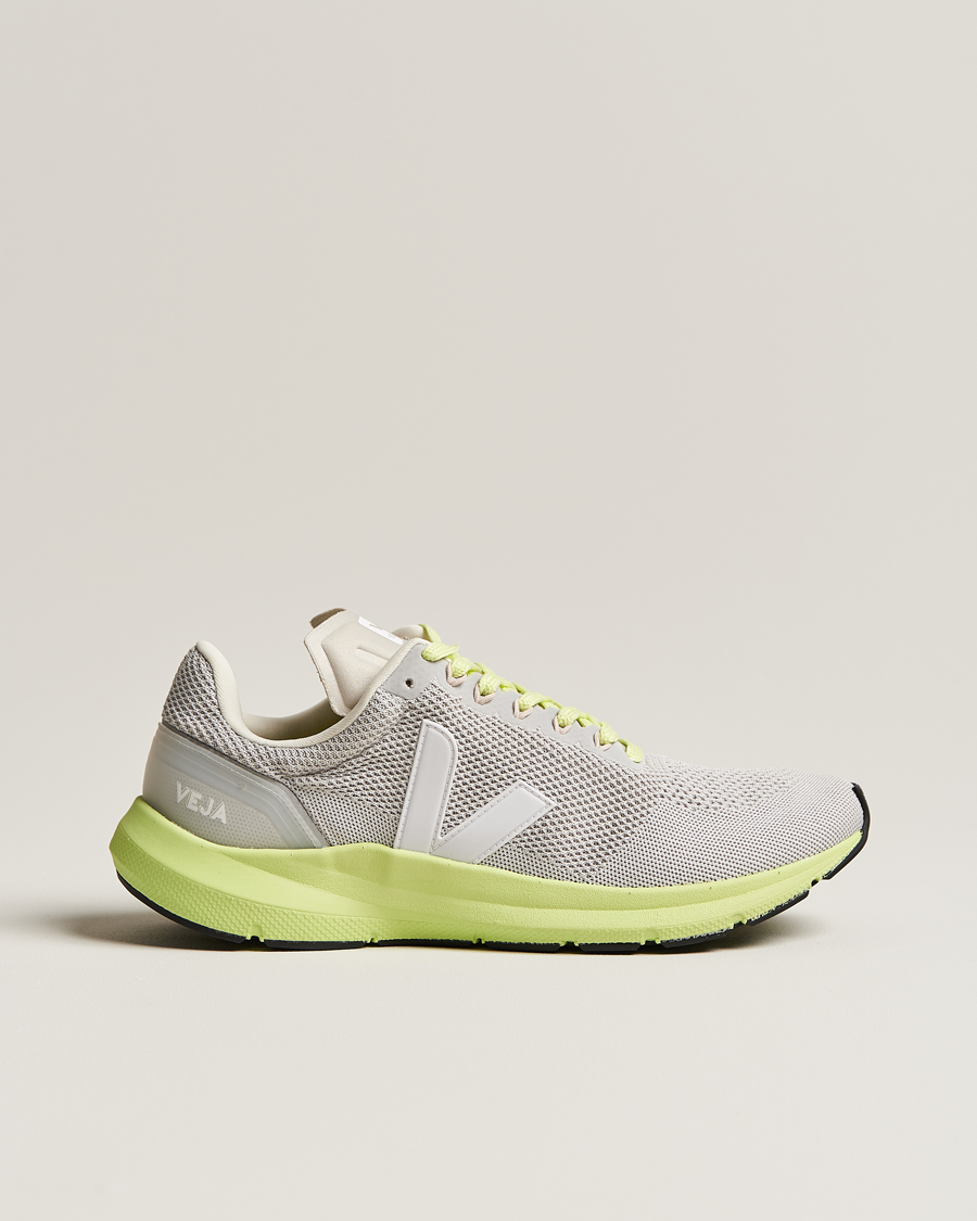 Homme | Veja Running Marlin Vegan V-Knit Running Sneaker Chalk White | Veja Running | Marlin Vegan V-Knit Running Sneaker Chalk White