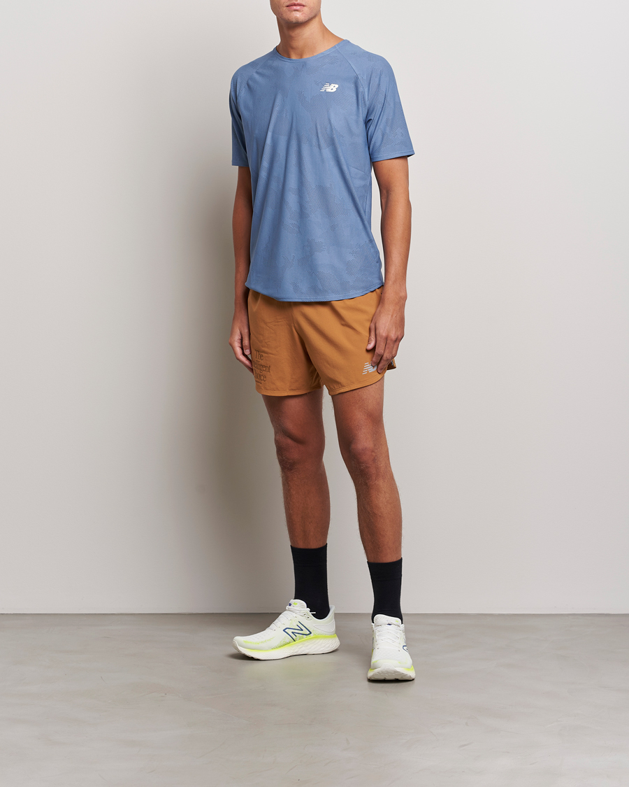 Homme | Shorts | New Balance Running | Impact Run 5 Inch Shorts Tobacco