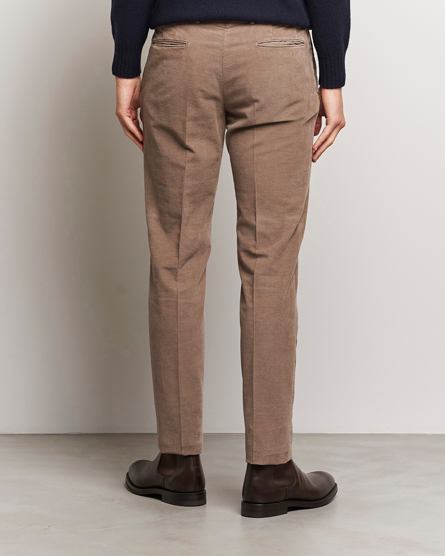 Homme | Pantalons | Incotex | Slim Fit Soft Corduroy Trousers Taupe