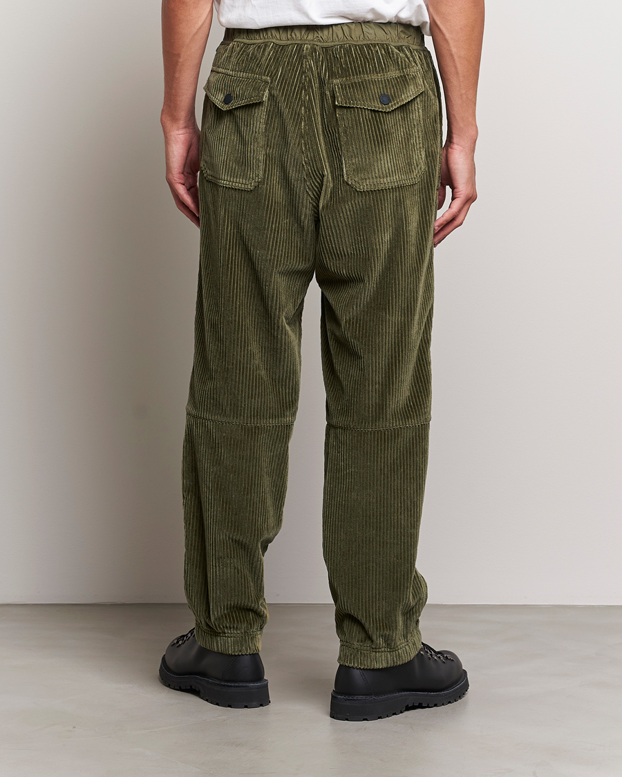 Homme | Pantalons | Moncler Grenoble | Tech Panel Corduroy Trousers Olive