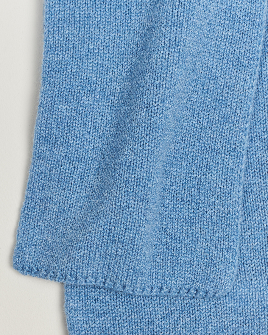 Homme | Piacenza Cashmere Short Loop Cashmere Scarf Light Blue | Piacenza Cashmere | Short Loop Cashmere Scarf Light Blue