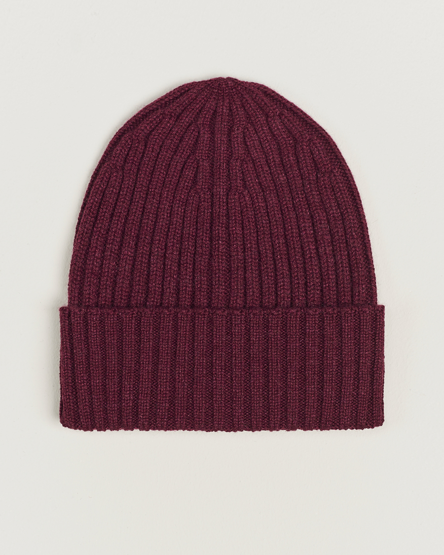 Homme | Piacenza Cashmere Ribbed Cashmere Beanie Burgundy | Piacenza Cashmere | Ribbed Cashmere Beanie Burgundy