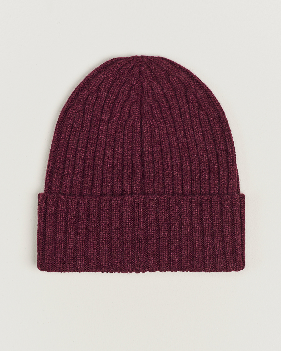 Homme | Piacenza Cashmere Ribbed Cashmere Beanie Burgundy | Piacenza Cashmere | Ribbed Cashmere Beanie Burgundy