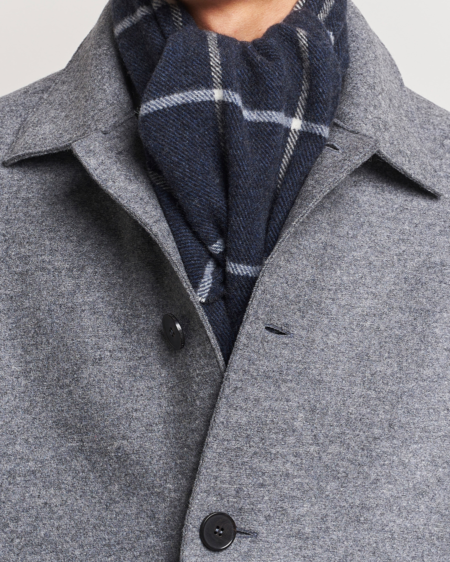 Heren | Eton Checked Wool Scarf Navy Blue | Eton | Checked Wool Scarf Navy Blue