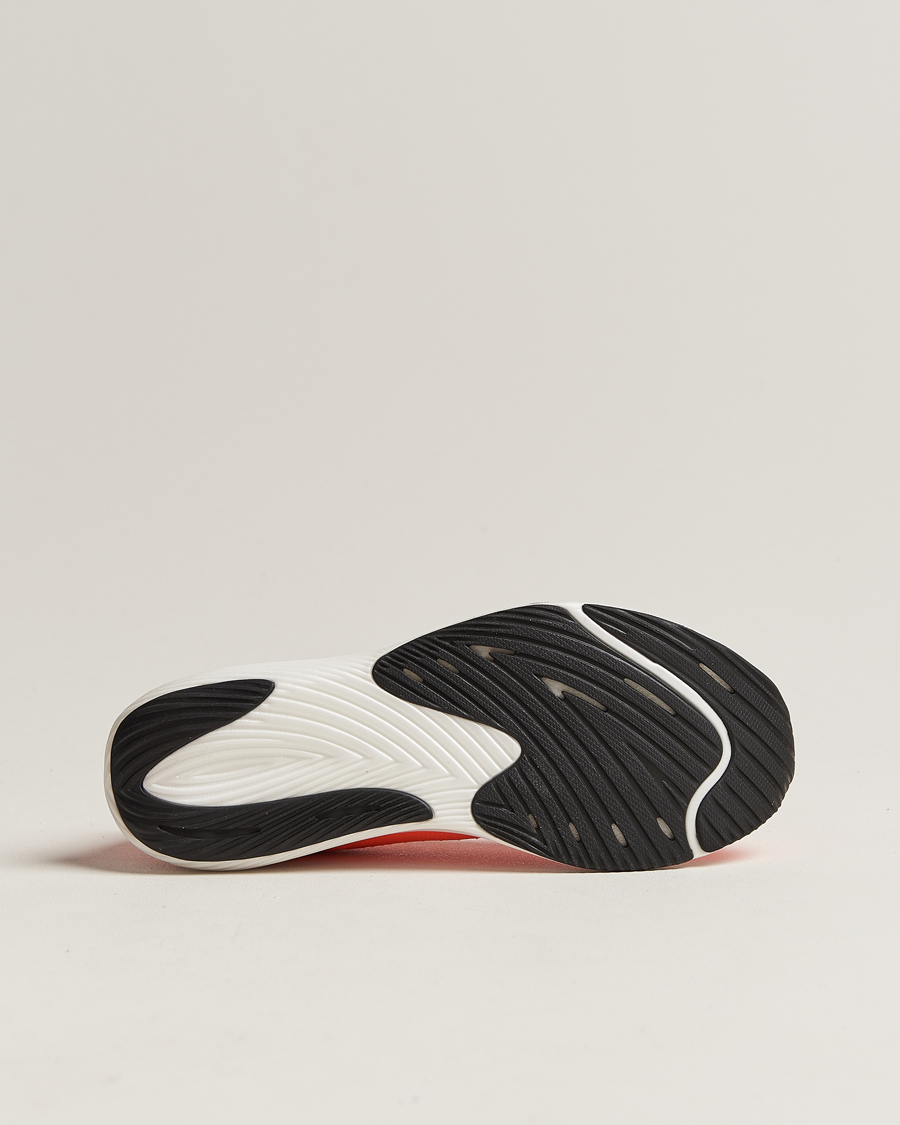 Heren | New Balance Running FuelCell Rebel v3 Neon Dragonfly | New Balance Running | FuelCell Rebel v3 Neon Dragonfly