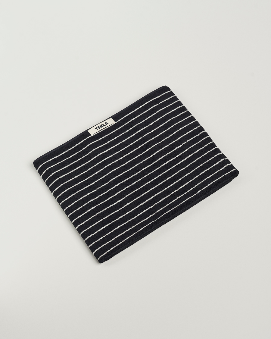 Heren | Stoffen | Tekla | Organic Terry Bath Towel Black Stripe