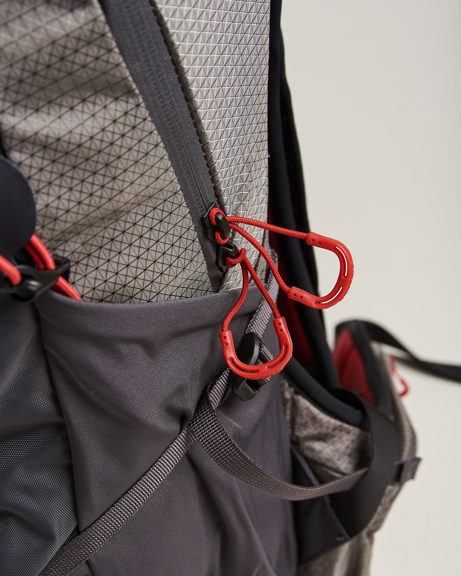 Homme | Osprey Talon Pro 20 Backpack Carbon | Osprey | Talon Pro 20 Backpack Carbon