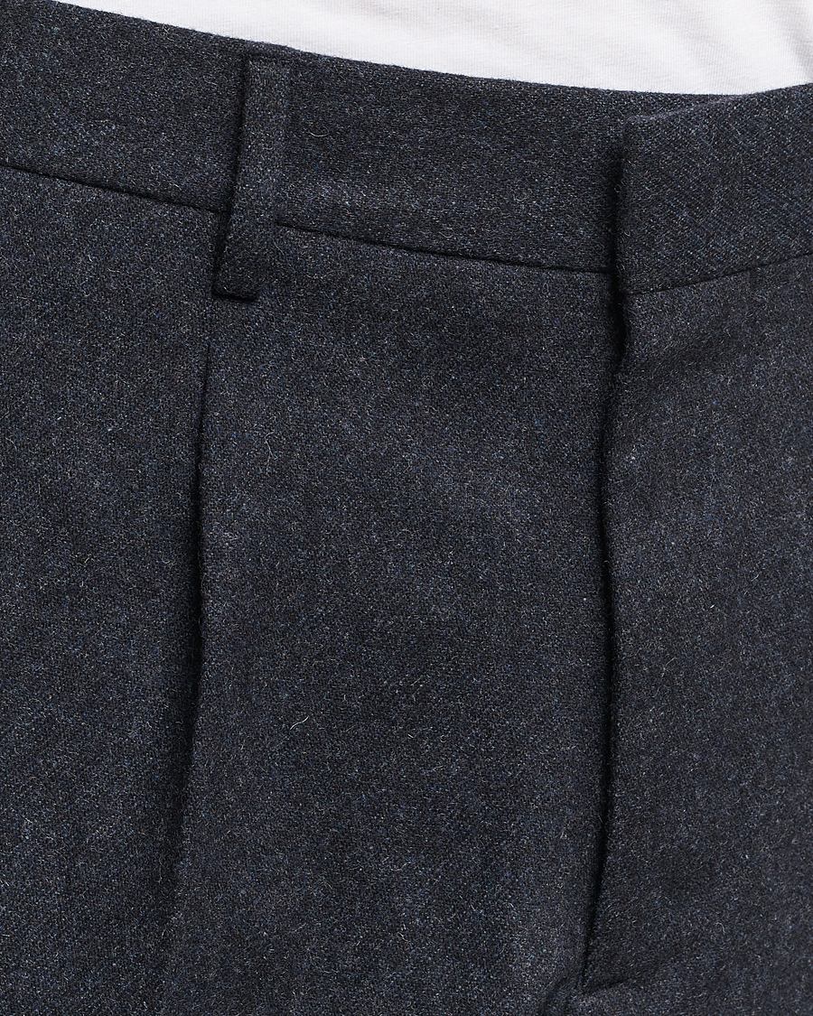 Homme | Pantalons | NN07 | Bill Brushed Flannel Pleated Trousers Navy Blue