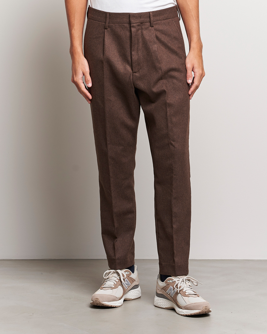 Homme | Pantalons | NN07 | Bill Brushed Flannel Pleated Trousers Demitasse Brown