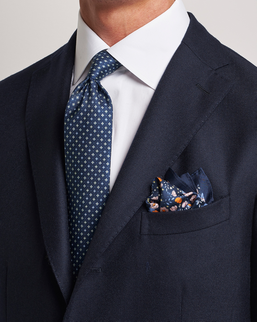 Homme | Amanda Christensen Box Set Silk 8cm Tie and Twill Pocket Square Navy | Amanda Christensen | Box Set Silk 8cm Tie and Twill Pocket Square Navy