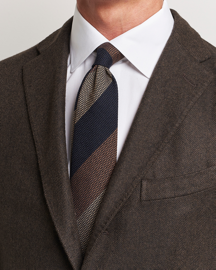Homme | Amanda Christensen Silk Grenadine 8cm Block Striped Tie Brown/Navy/Beige | Amanda Christensen | Silk Grenadine 8cm Block Striped Tie Brown/Navy/Beige
