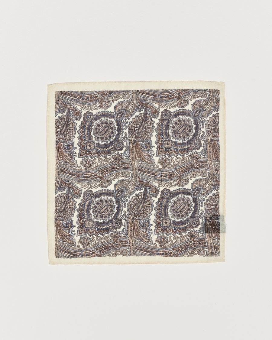 Homme | Amanda Christensen Wool Printed Large Paisley Pocket Square White | Amanda Christensen | Wool Printed Large Paisley Pocket Square White