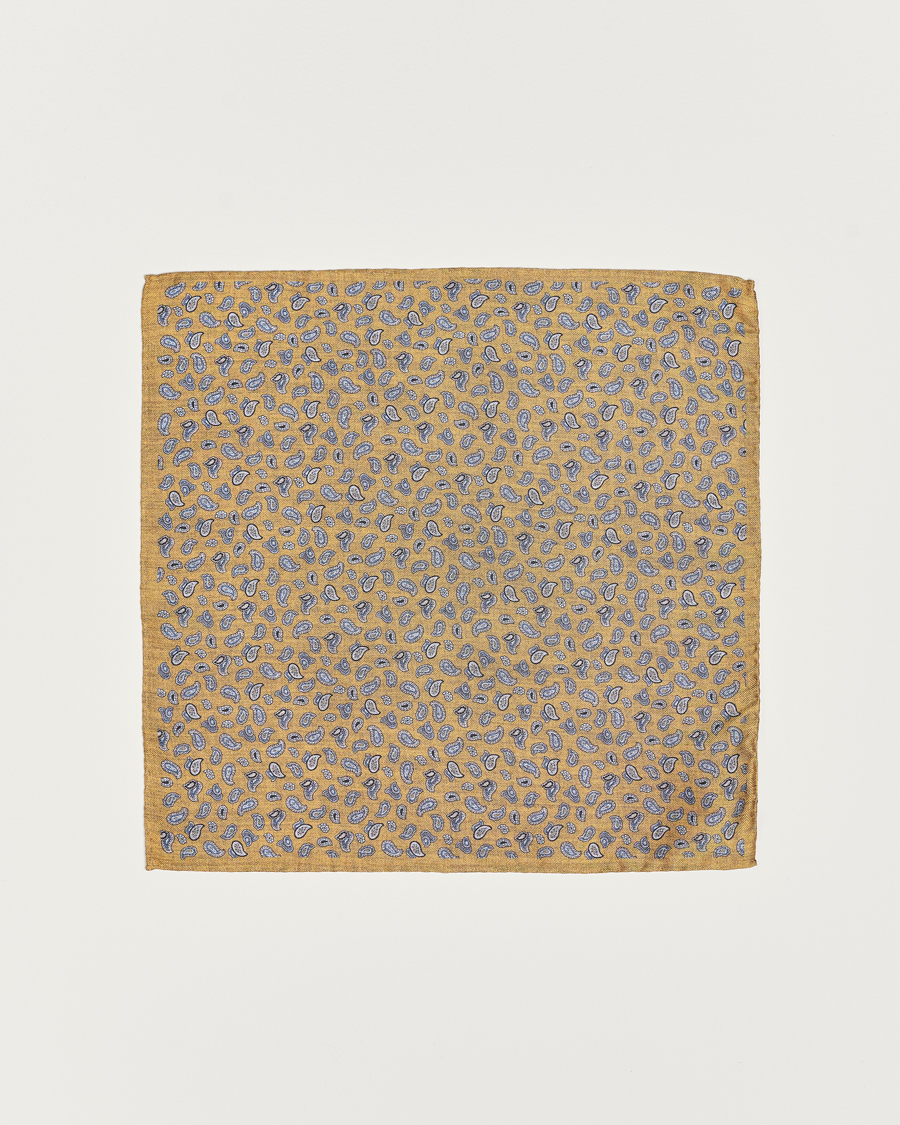 Homme | Amanda Christensen Silk Oxford Printed Paisley Pocket Square Yellow | Amanda Christensen | Silk Oxford Printed Paisley Pocket Square Yellow