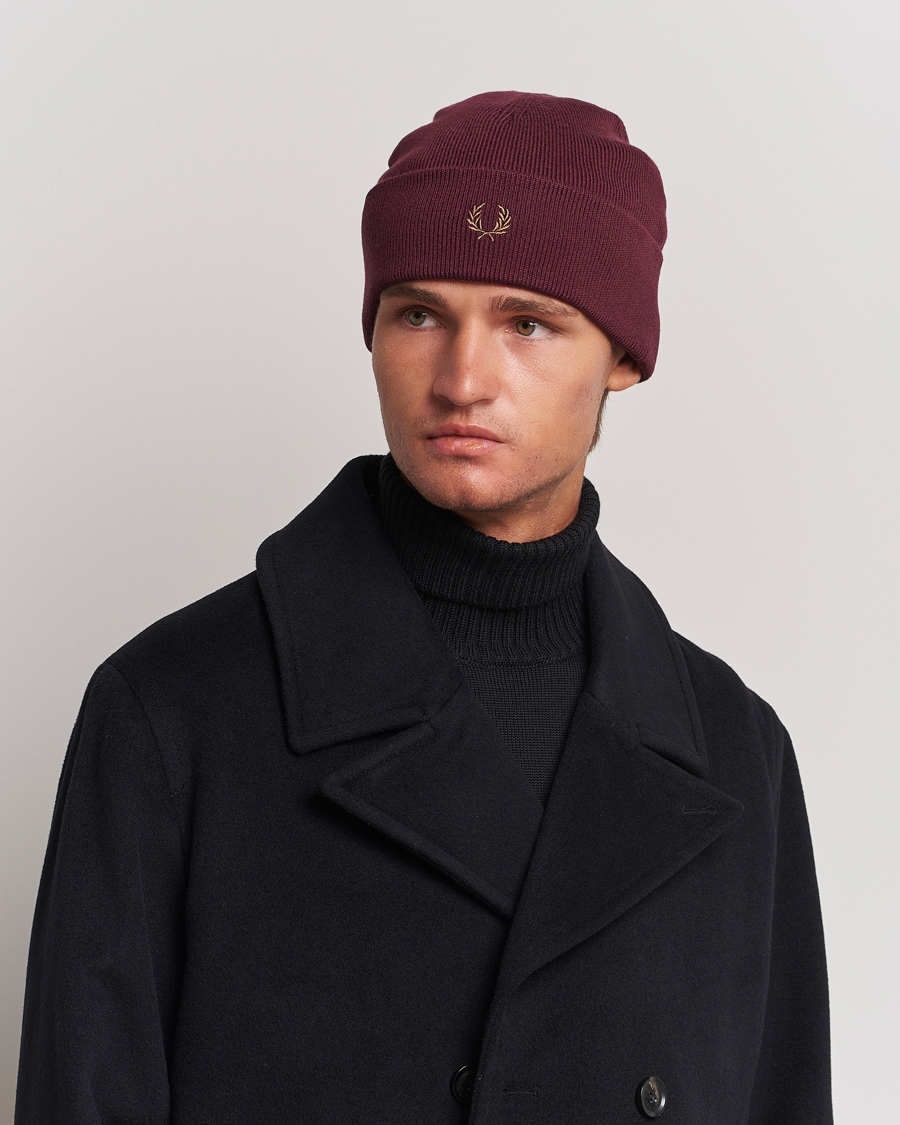 Homme | Fred Perry Merino Wool Beanie Oxblood | Fred Perry | Merino Wool Beanie Oxblood