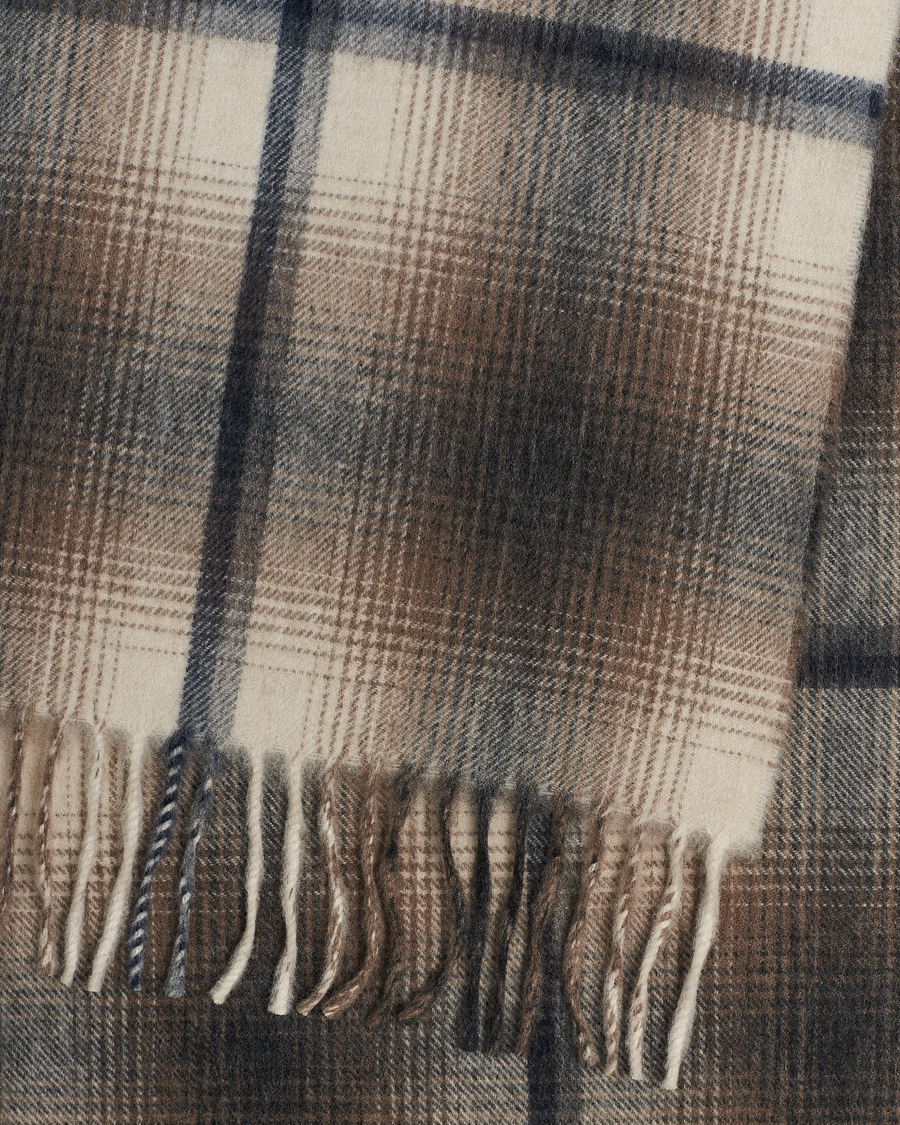 Heren | Begg & Co Wool/Cashmere Shadow Check Scarf 32*180cm Natural Grey | Begg & Co | Wool/Cashmere Shadow Check Scarf 32*180cm Natural Grey
