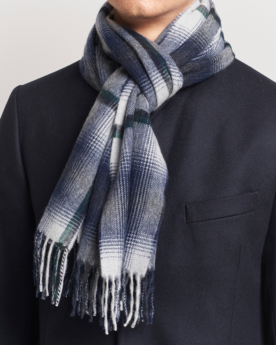 Homme | Begg & Co Wool/Cashmere Shadow Check Scarf 32*180cm Silver/Navy | Begg & Co | Wool/Cashmere Shadow Check Scarf 32*180cm Silver/Navy
