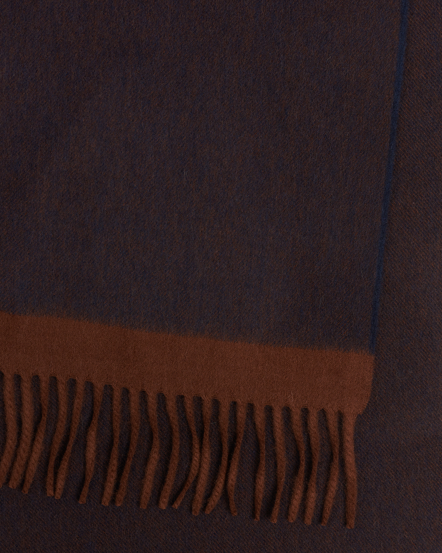 Heren | Begg & Co Solid Board Wool/Cashmere Scarf Navy Chocolate | Begg & Co | Solid Board Wool/Cashmere Scarf Navy Chocolate