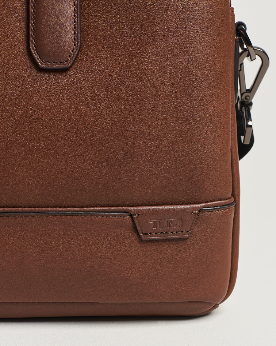 Heren | Tassen | TUMI | Harrison Sycamore Slim Leather Brief Cognac