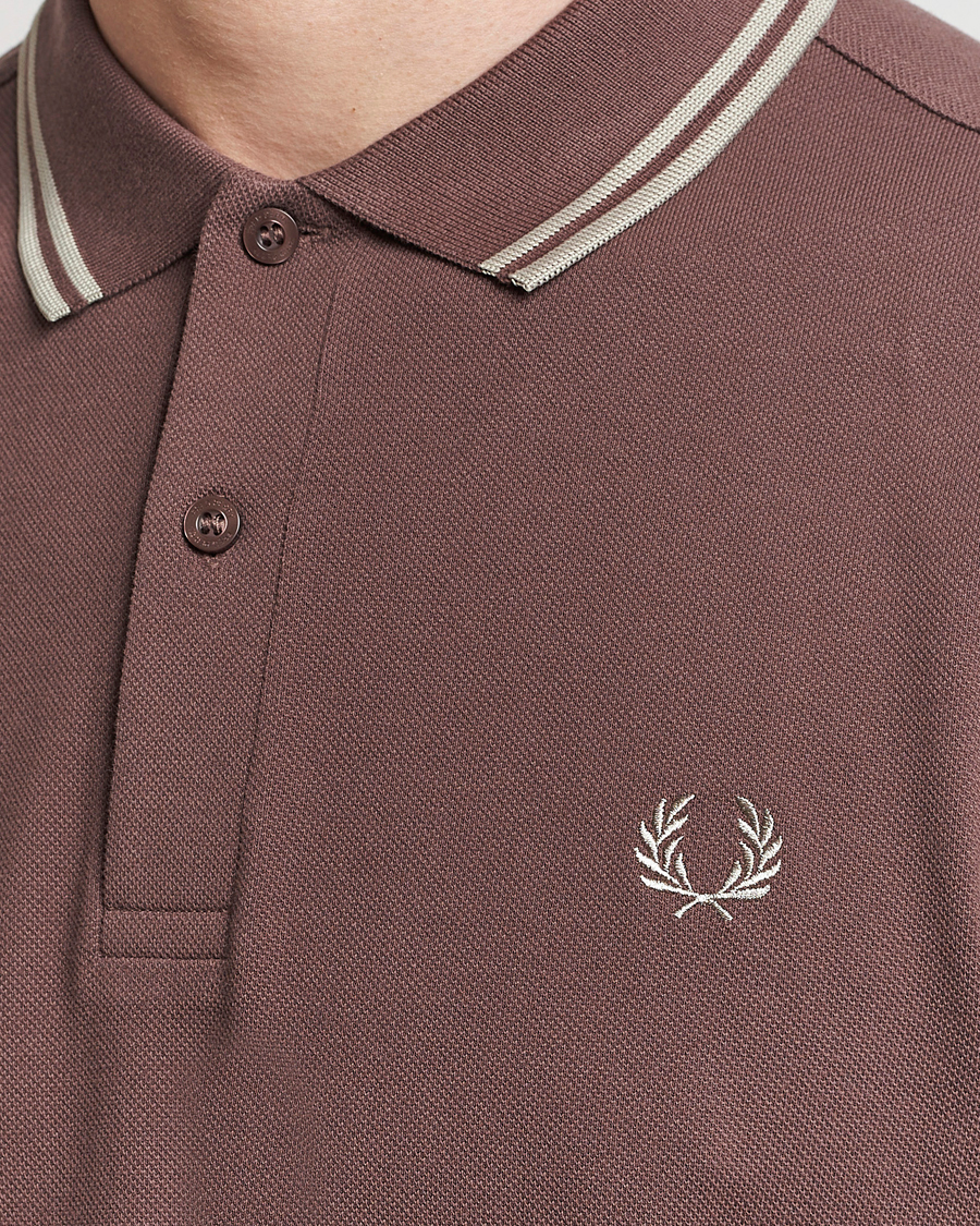 Homme | Polos | Fred Perry | Twin Tipped Polo Shirt Brick Red