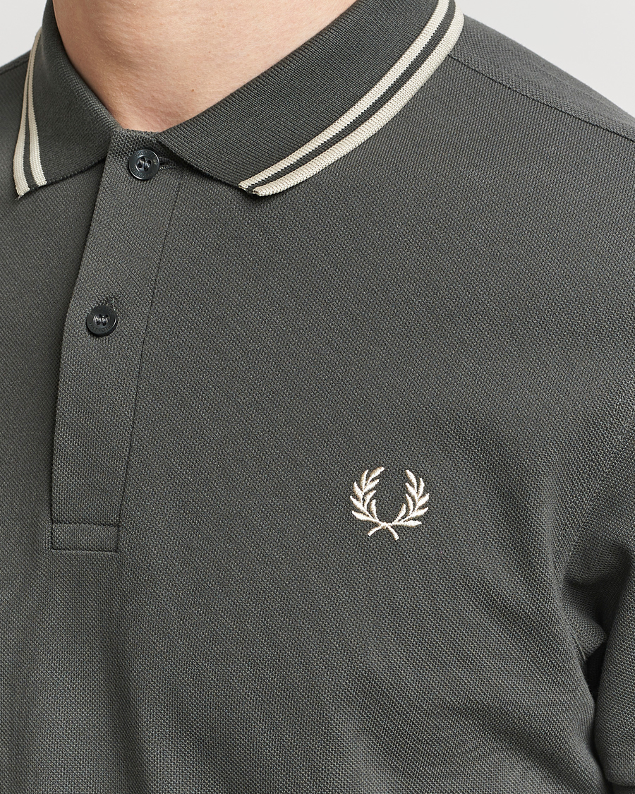 Homme | Polos | Fred Perry | Twin Tipped Polo Shirt Field Green
