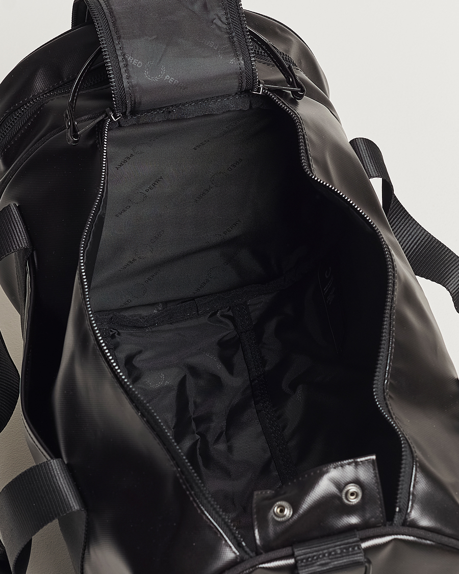 Heren | Tassen | Fred Perry | Tonal Classic Barrel Bag Black/Gold