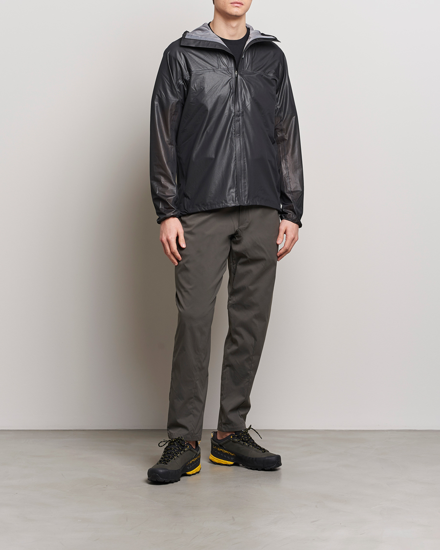Heren | Jassen | Houdini | The Orange Waterproof Jacket True Black