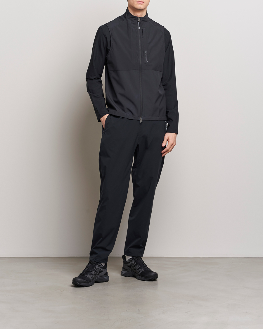Heren | Truien | Houdini | Pace Hybrid Softshell Vest True Black