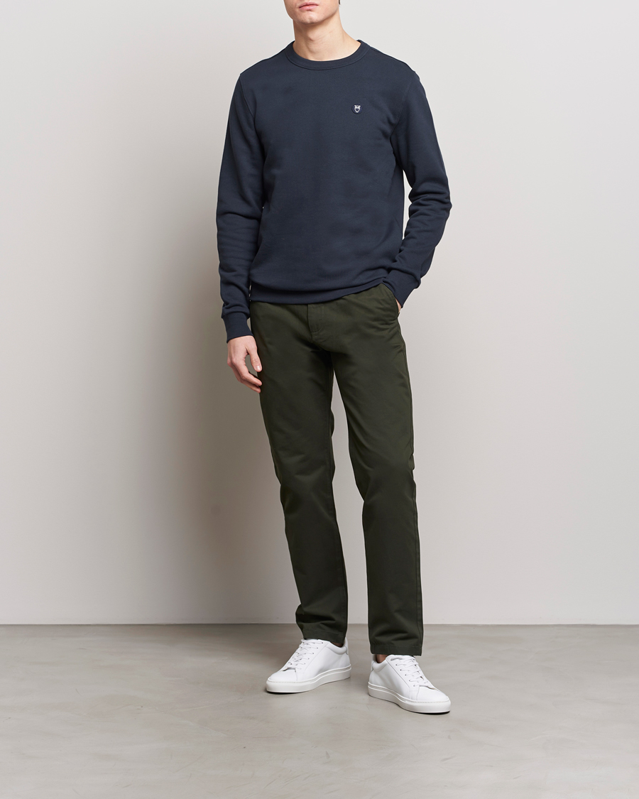 Heren | Broeken | KnowledgeCotton Apparel | Chuck Regular Cotton Twill Chino Forest Night