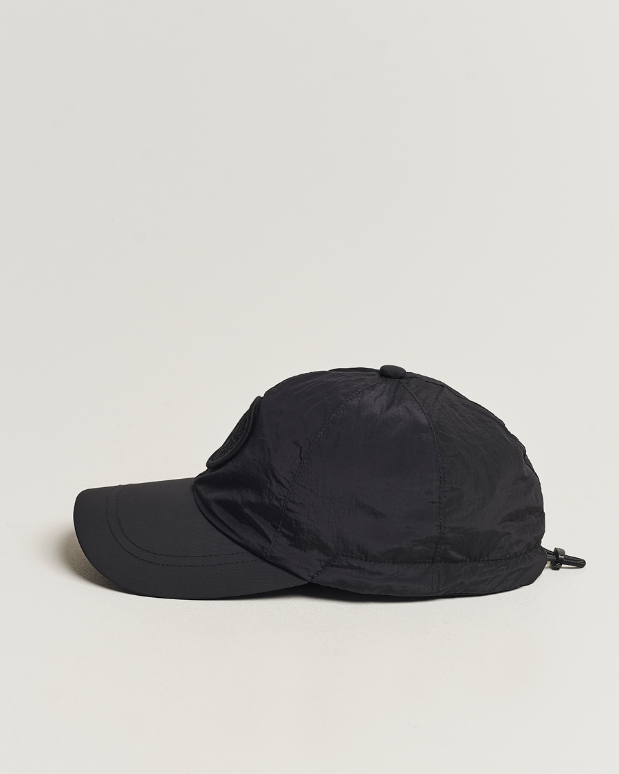 Homme | Stone Island Nylon Metal Cap Black | Stone Island | Nylon Metal Cap Black