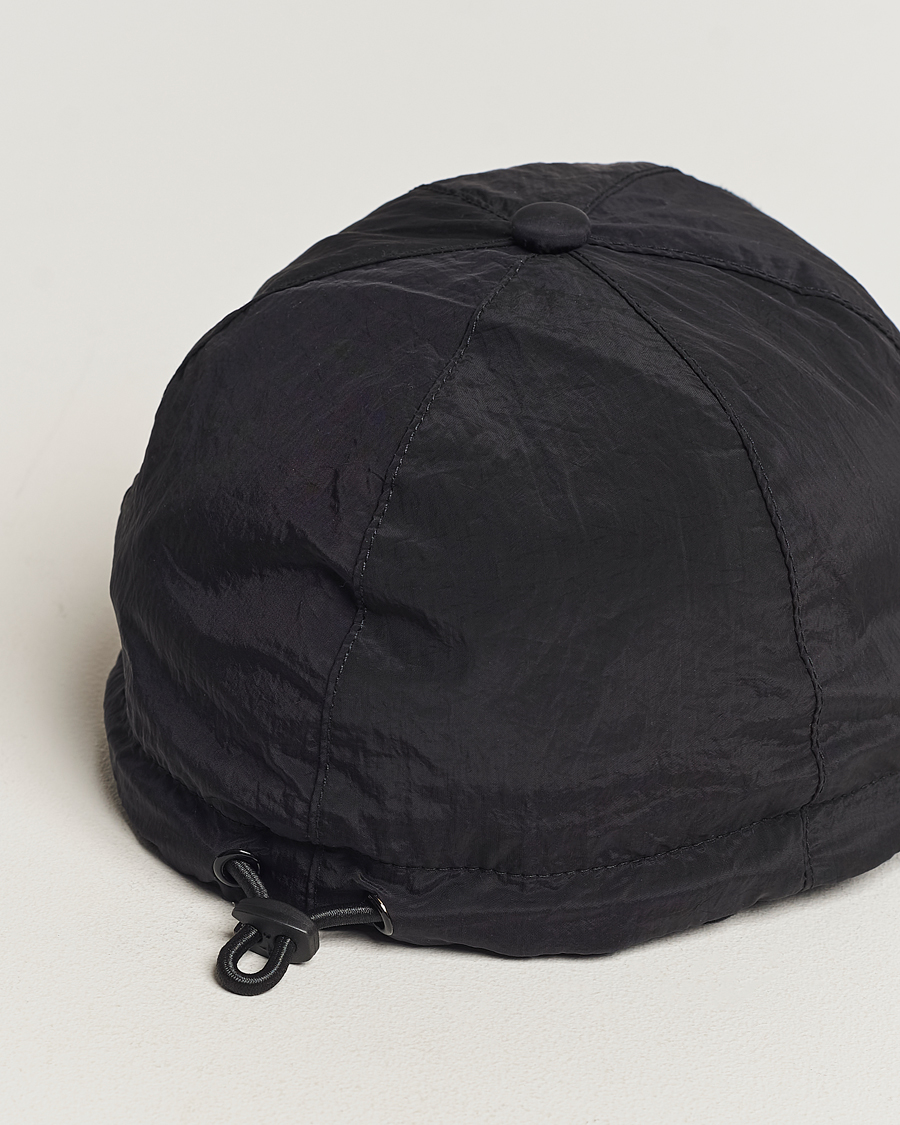 Homme | Stone Island Nylon Metal Cap Black | Stone Island | Nylon Metal Cap Black