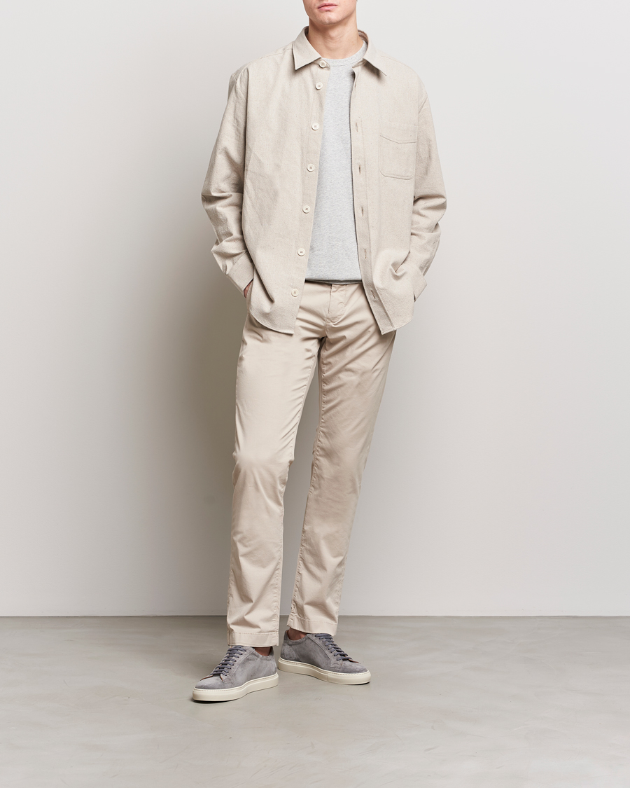 Heren | Broeken | Jacob Cohën | Bobby Cotton Gabardine Chinos Beige